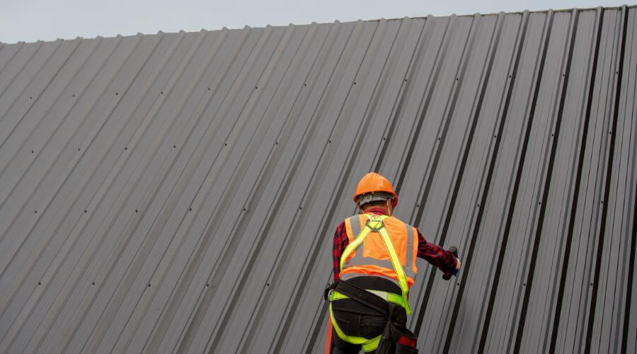 Professional metal roof installation in Puerto Rico